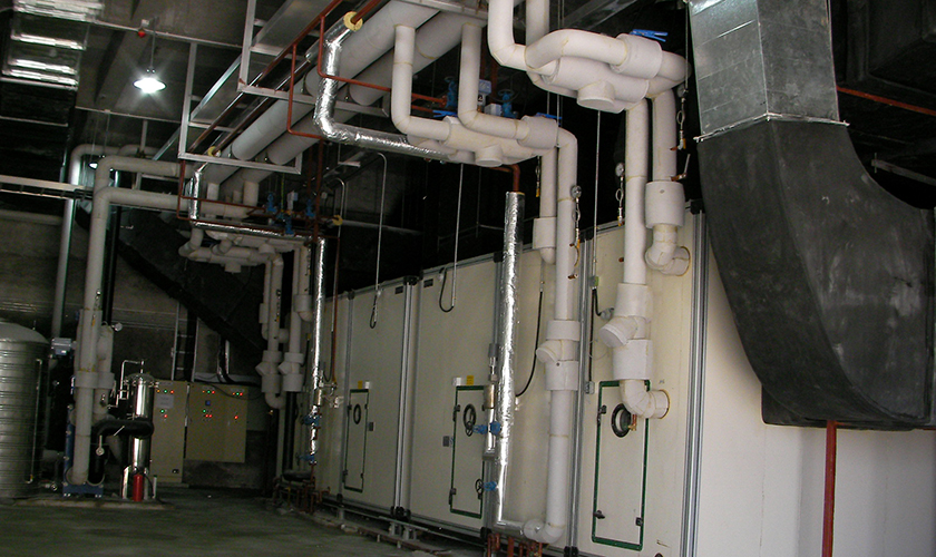 Piping of constant temperature and humidity machine